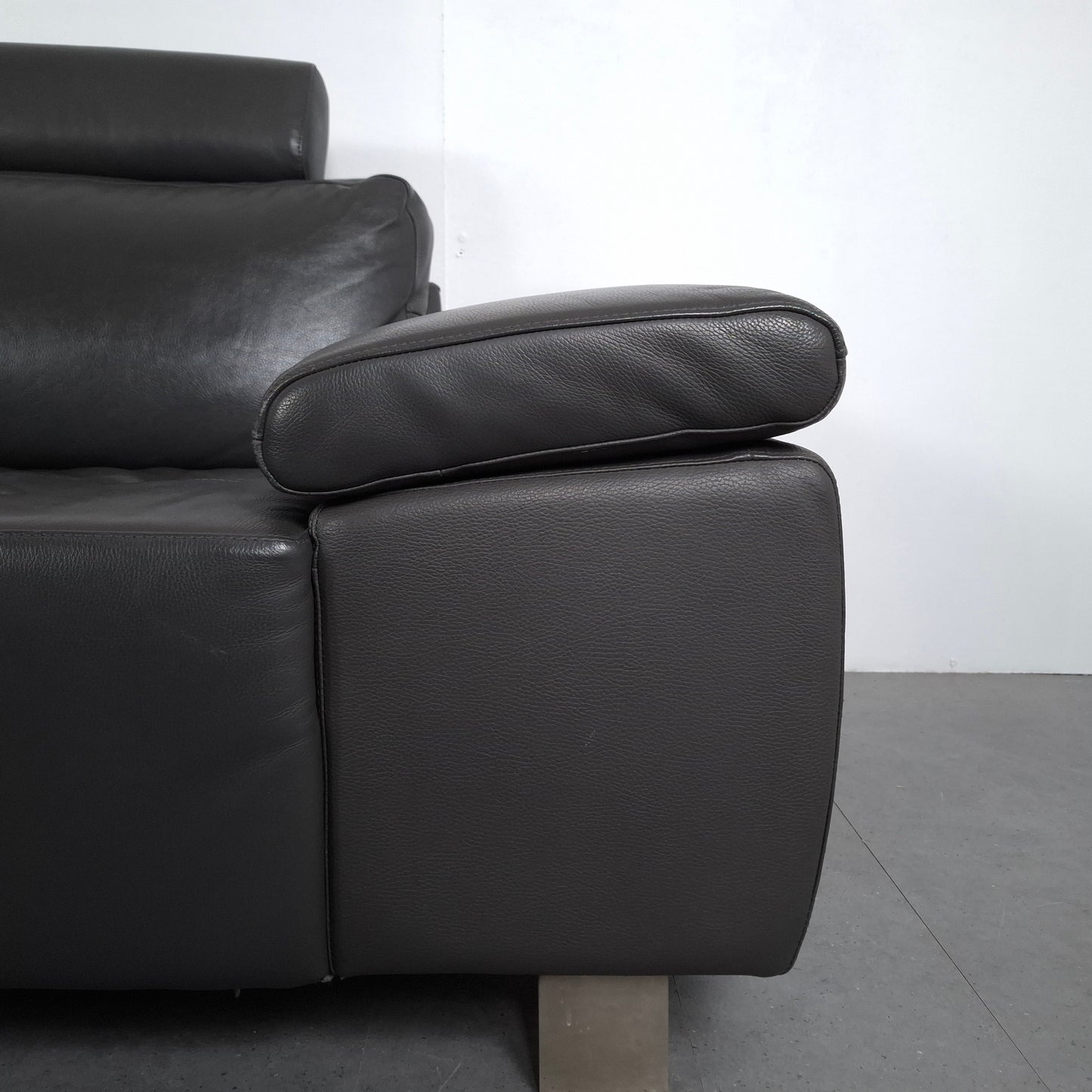 Henders & Hazel hoekbank met hocker | Leder | Grijs