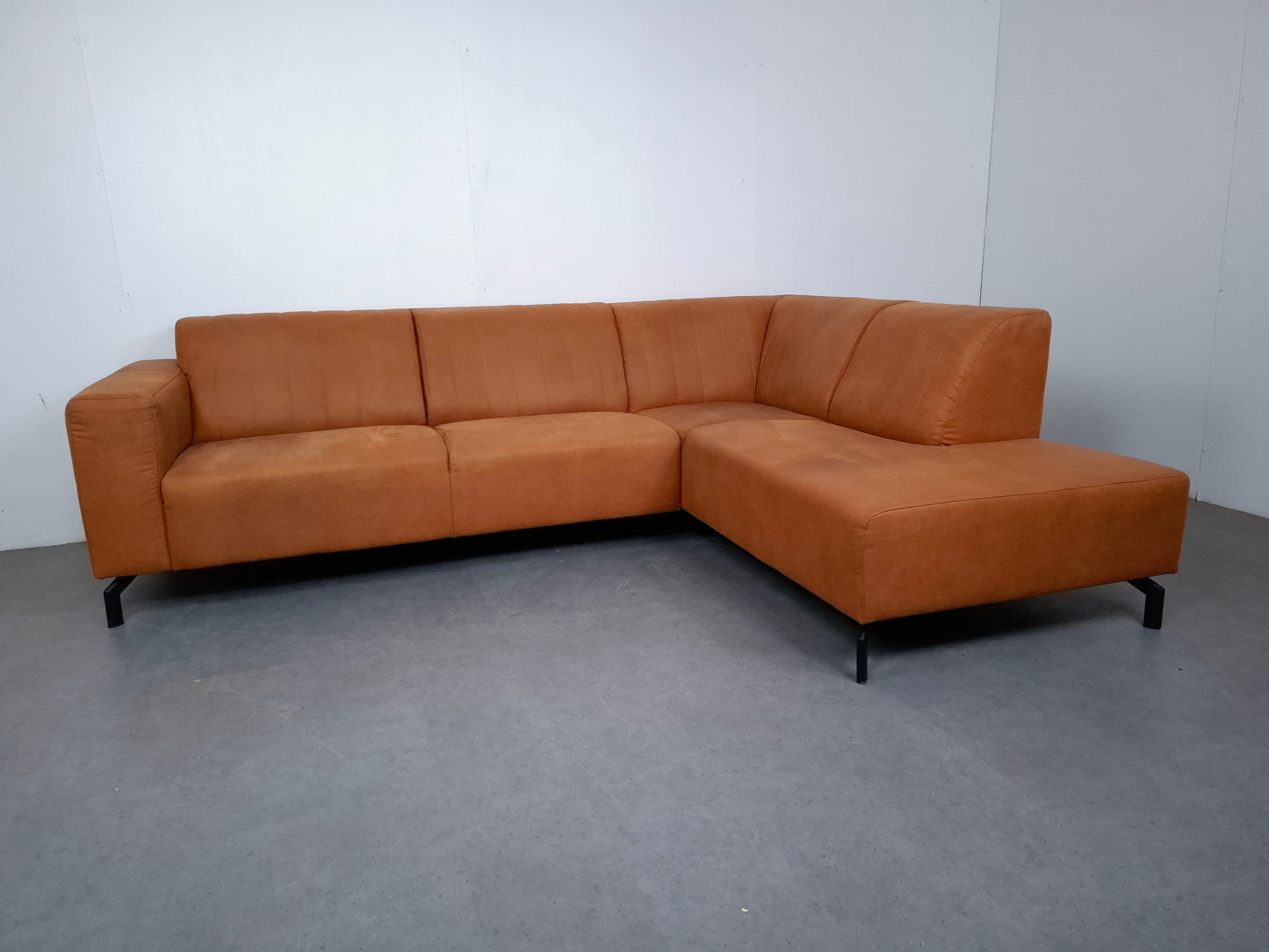 Industriële hoekbank | Cognac bruin