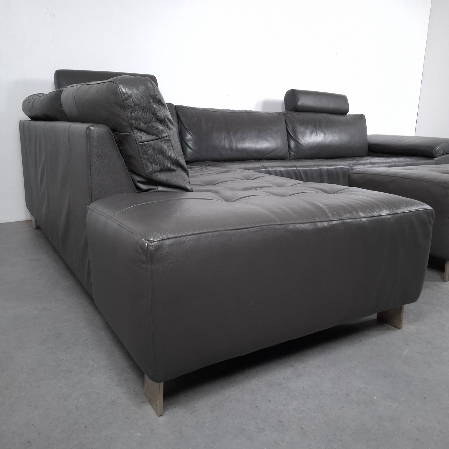 Henders & Hazel hoekbank met hocker | Leder | Grijs