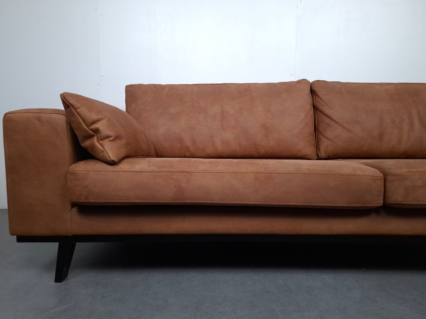 Retro look bank met hocker van Eco Leder | Cognac bruin