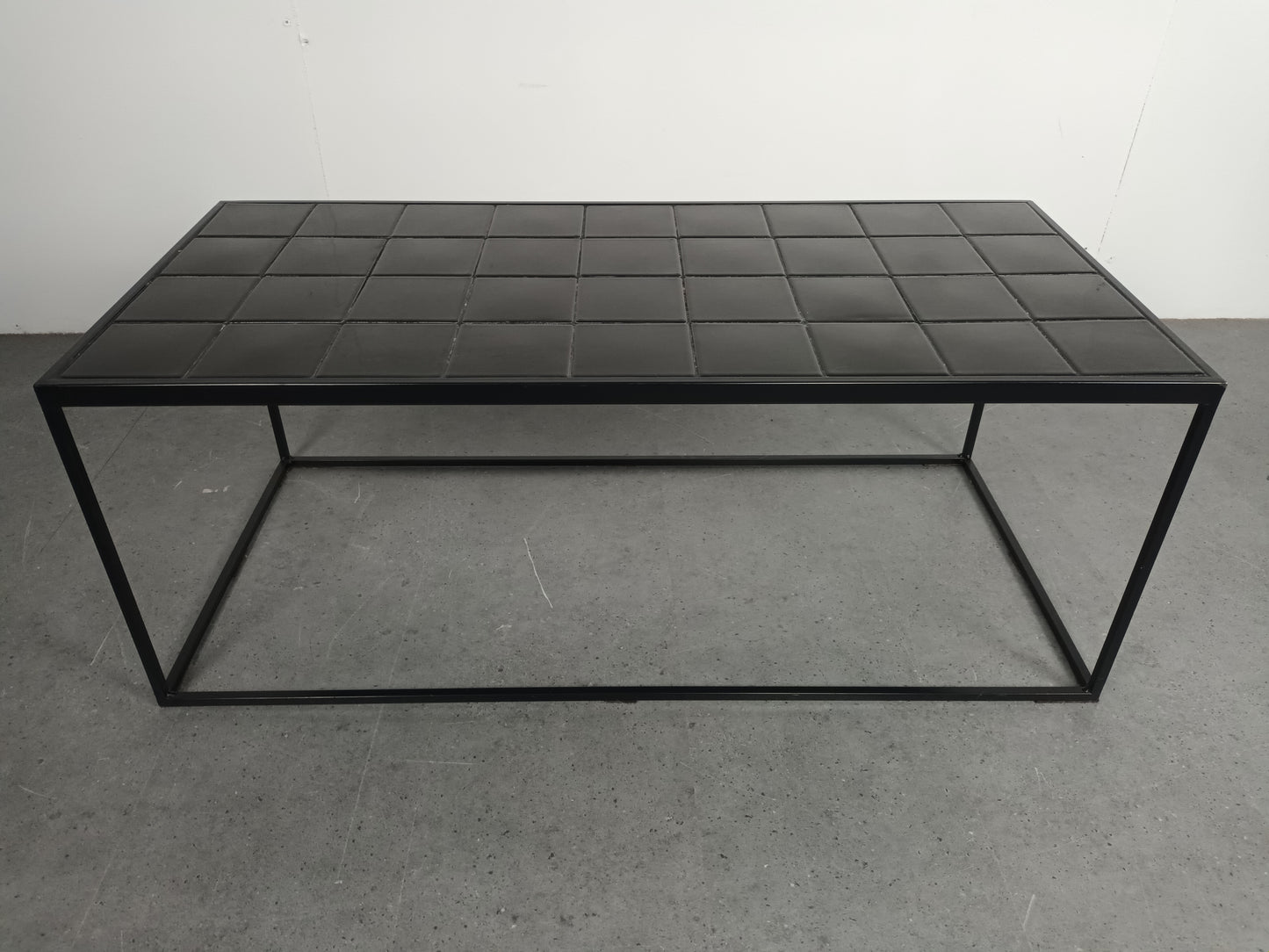 Industriële salontafel | Betegeld | Zwart