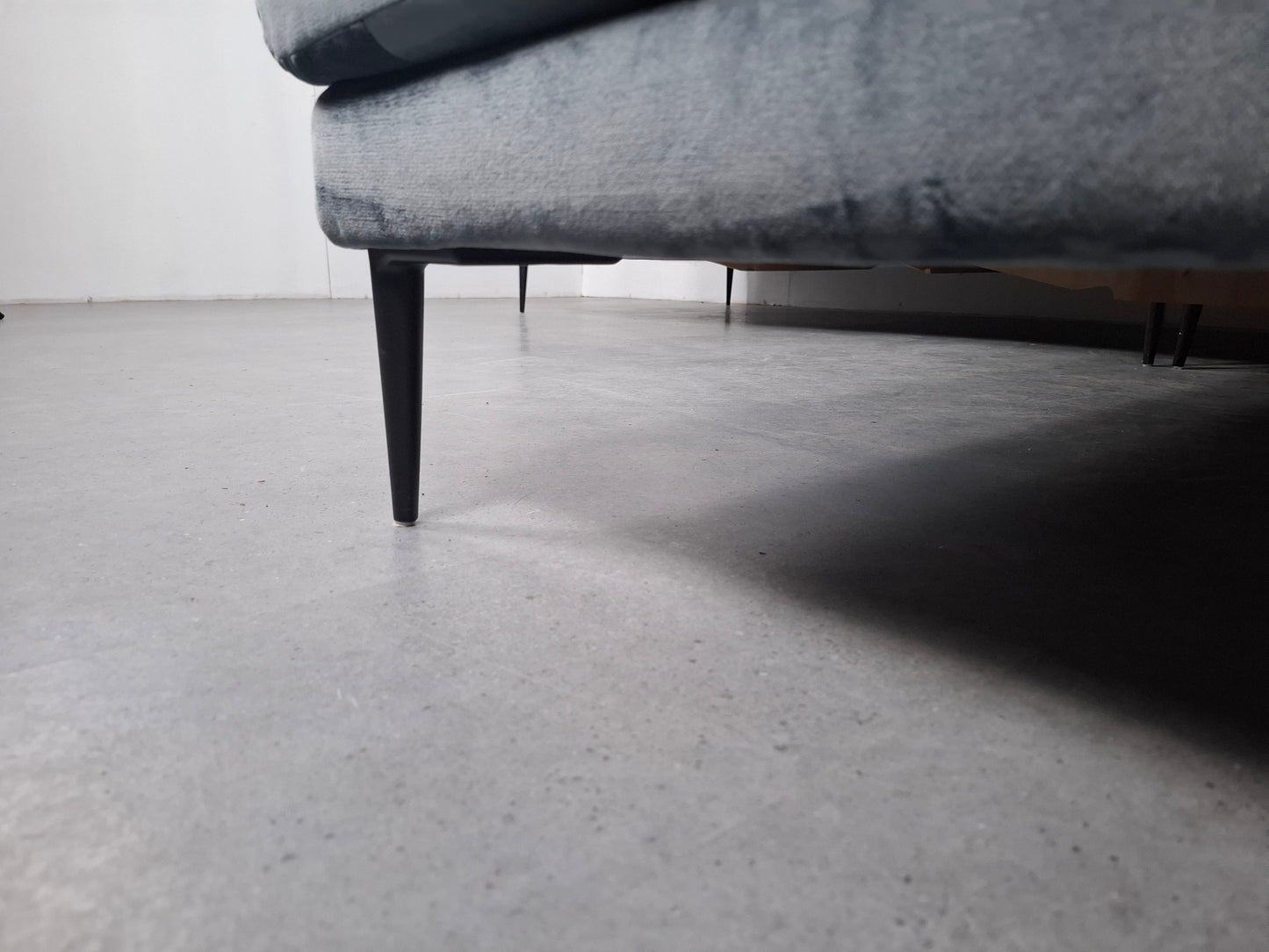 Velourse hoekbank met stonewash patroon | Licht blauw