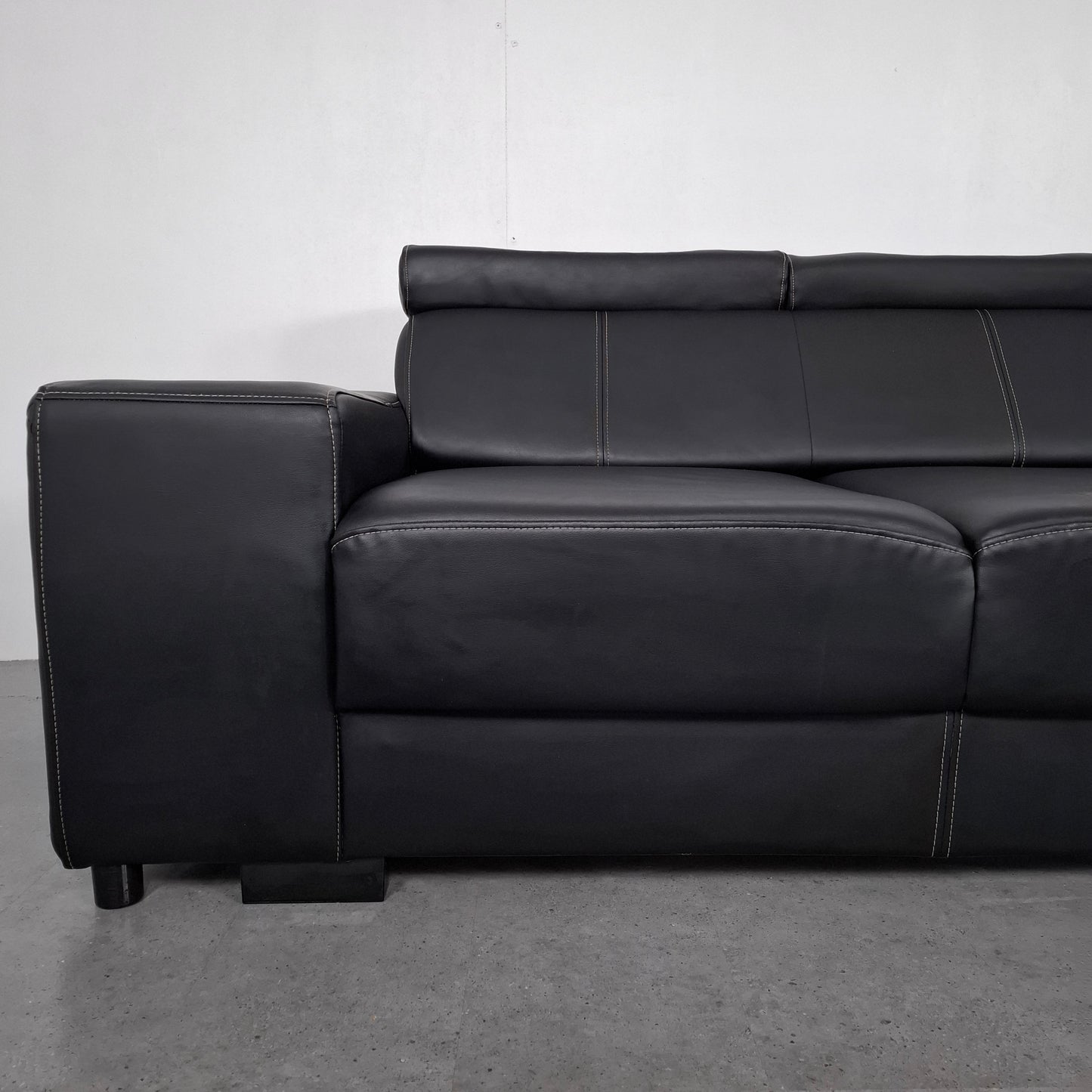 Moderne hoekbank van leder | Zwart