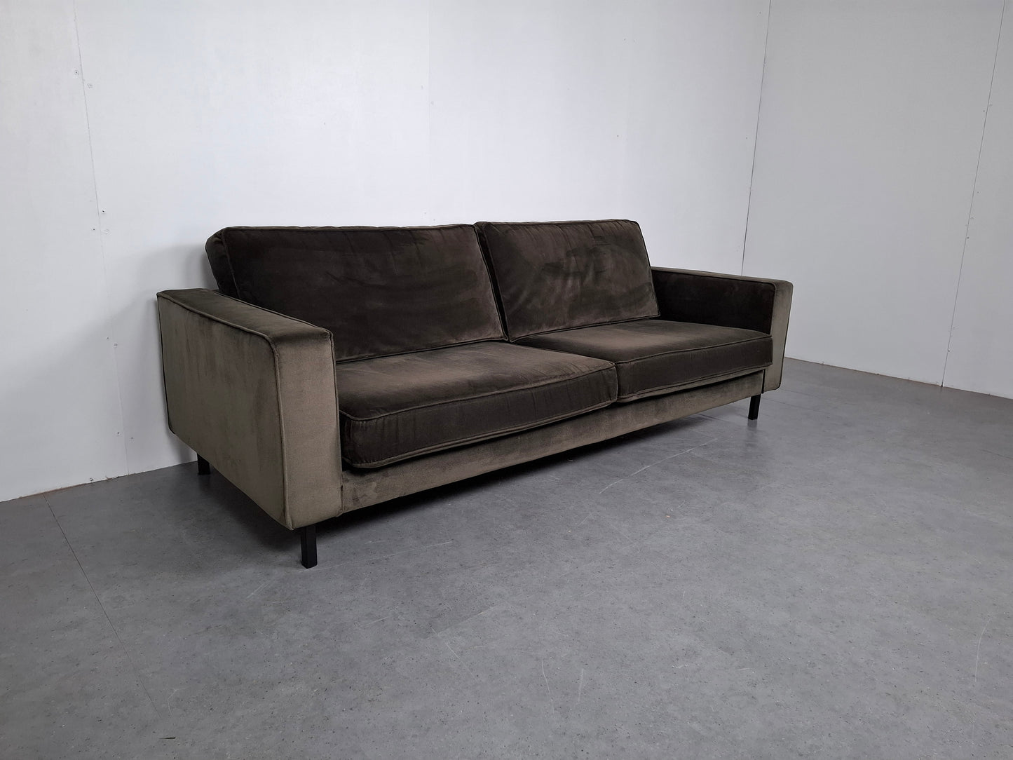 WOOOD model Robin 3 zits bank | Warmgroen