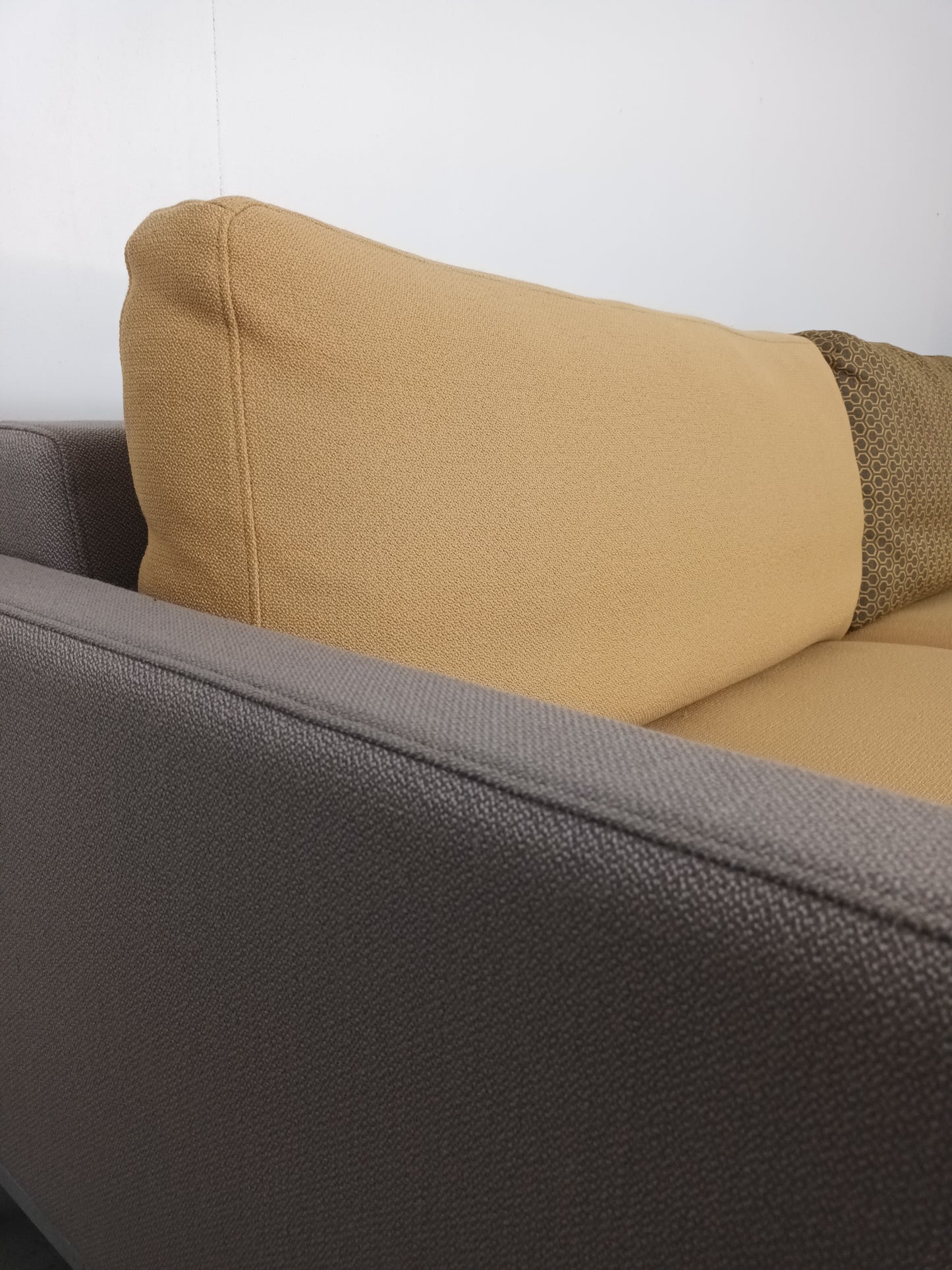 Rolf Benz designer hoekbank | Licht grijs & geel