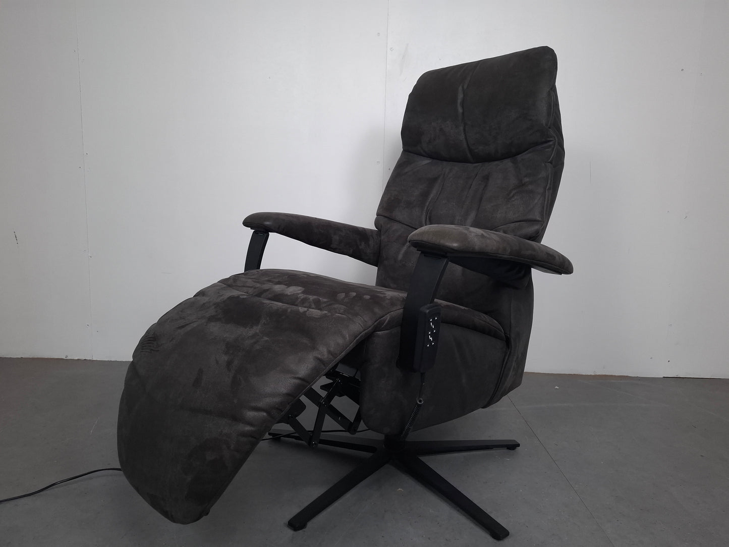 Elektrisch verstelbare relaxstoel Alcantara | Grijs
