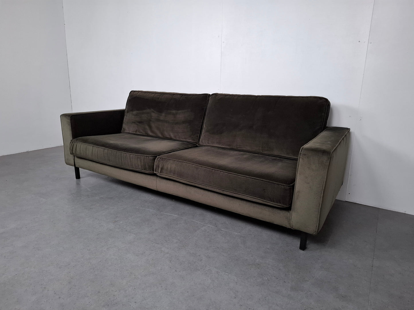 WOOOD model Robin 3 zits bank | Warmgroen