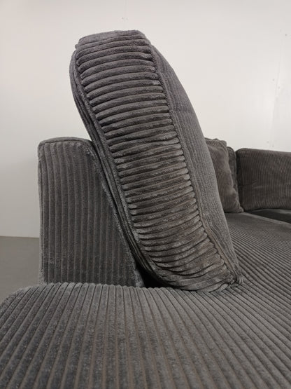 Stijlvolle ribstof hoekbank
