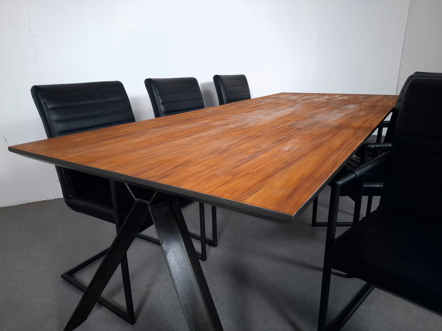 Eetkamer set: Hoge kwaliteits Eettafel met 6 Stoelen