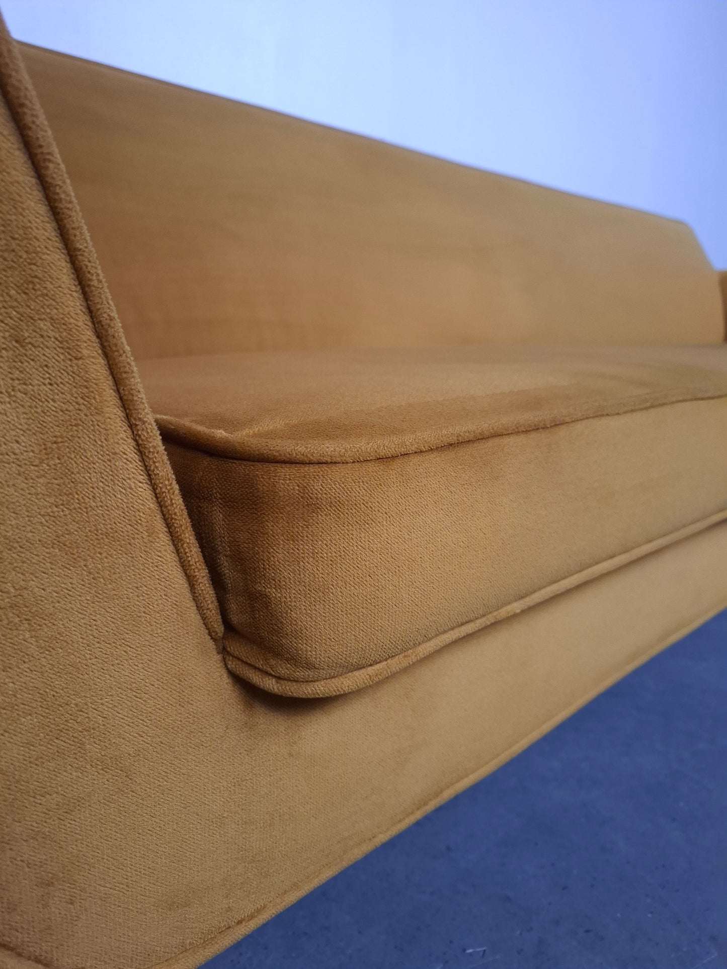 WOOOD model Rocco 3 zits bank | Okergeel