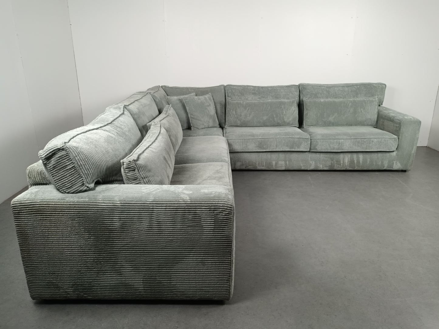 Royale Ribstof hoekbank | ijsblauw