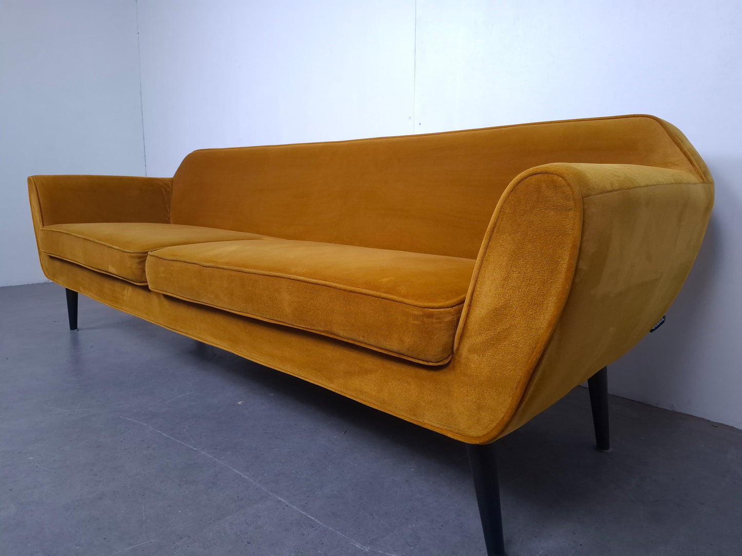 WOOOD model Rocco 3 zits bank | Okergeel