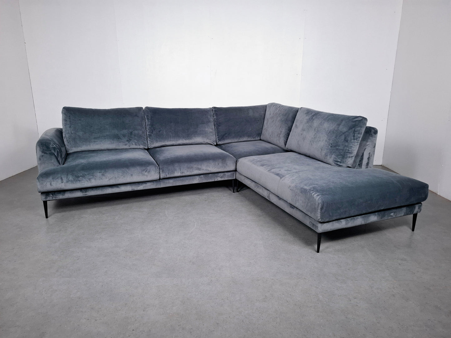 Velourse hoekbank met stonewash patroon | Licht blauw