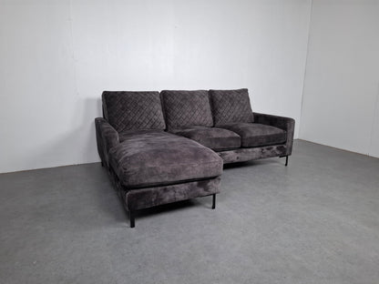 Urban Sofa: By Ira Ness velourse hoekbank | Grafiet grijs