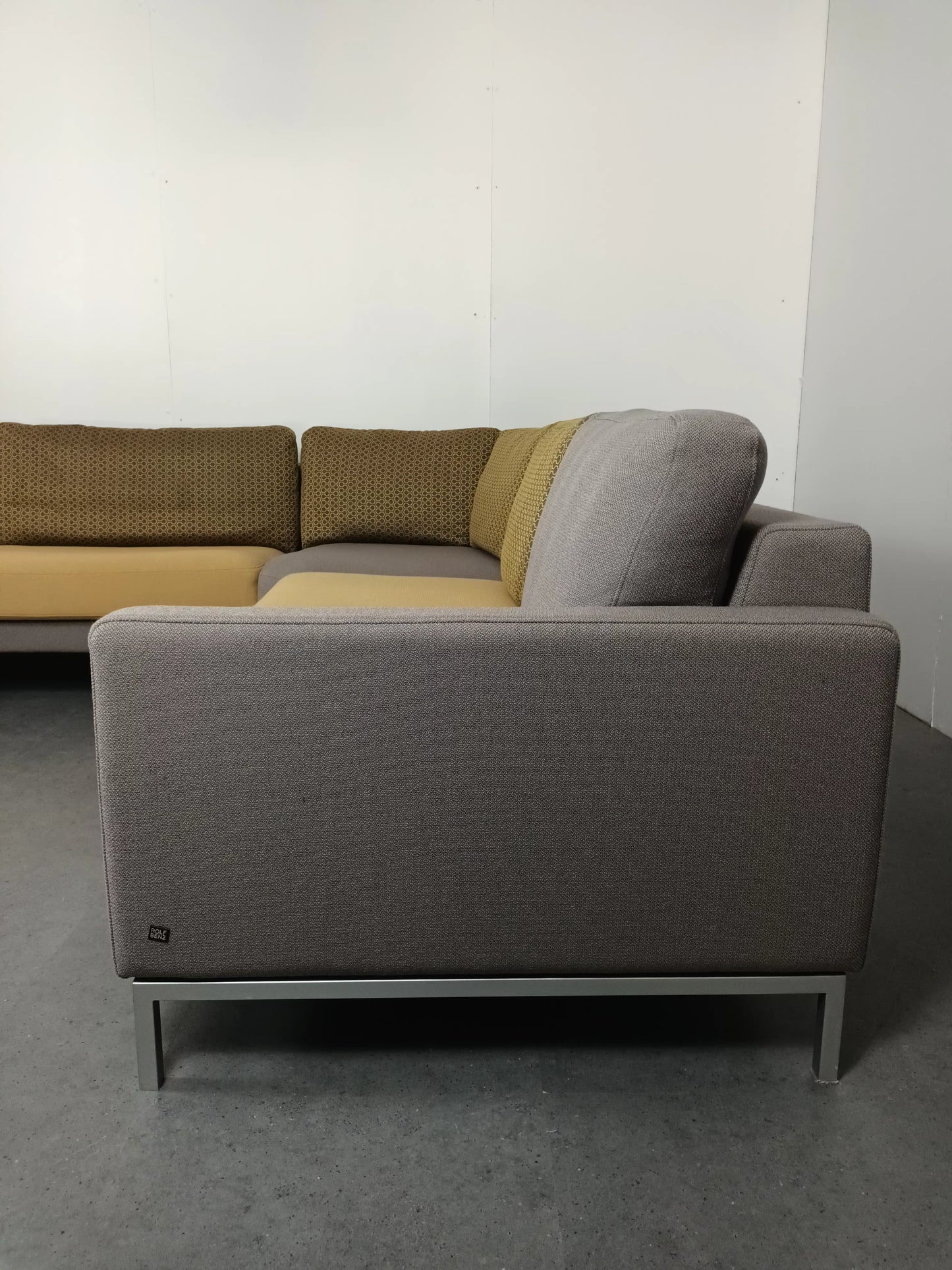 Rolf Benz designer hoekbank | Licht grijs & geel
