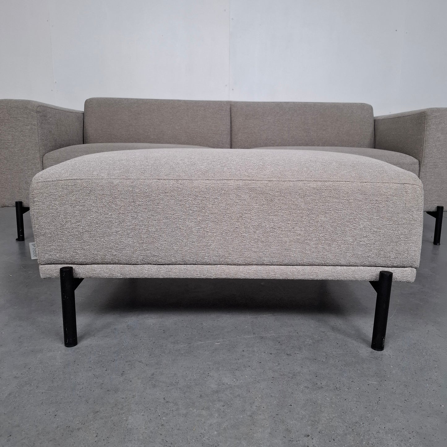 BY SIDDE Odin 4 zits bank met hocker | Grijs