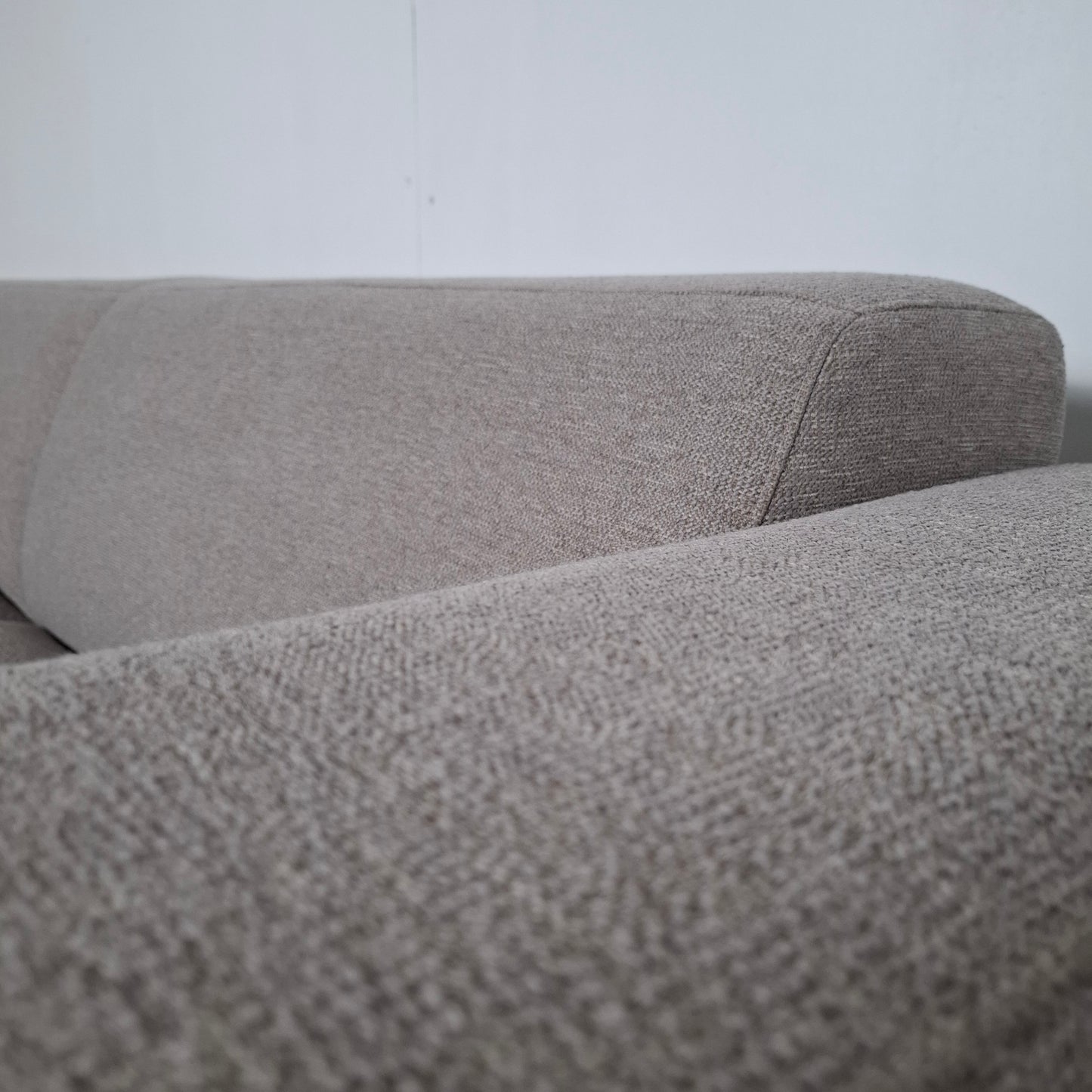 BY SIDDE Odin 4 zits bank met hocker | Grijs