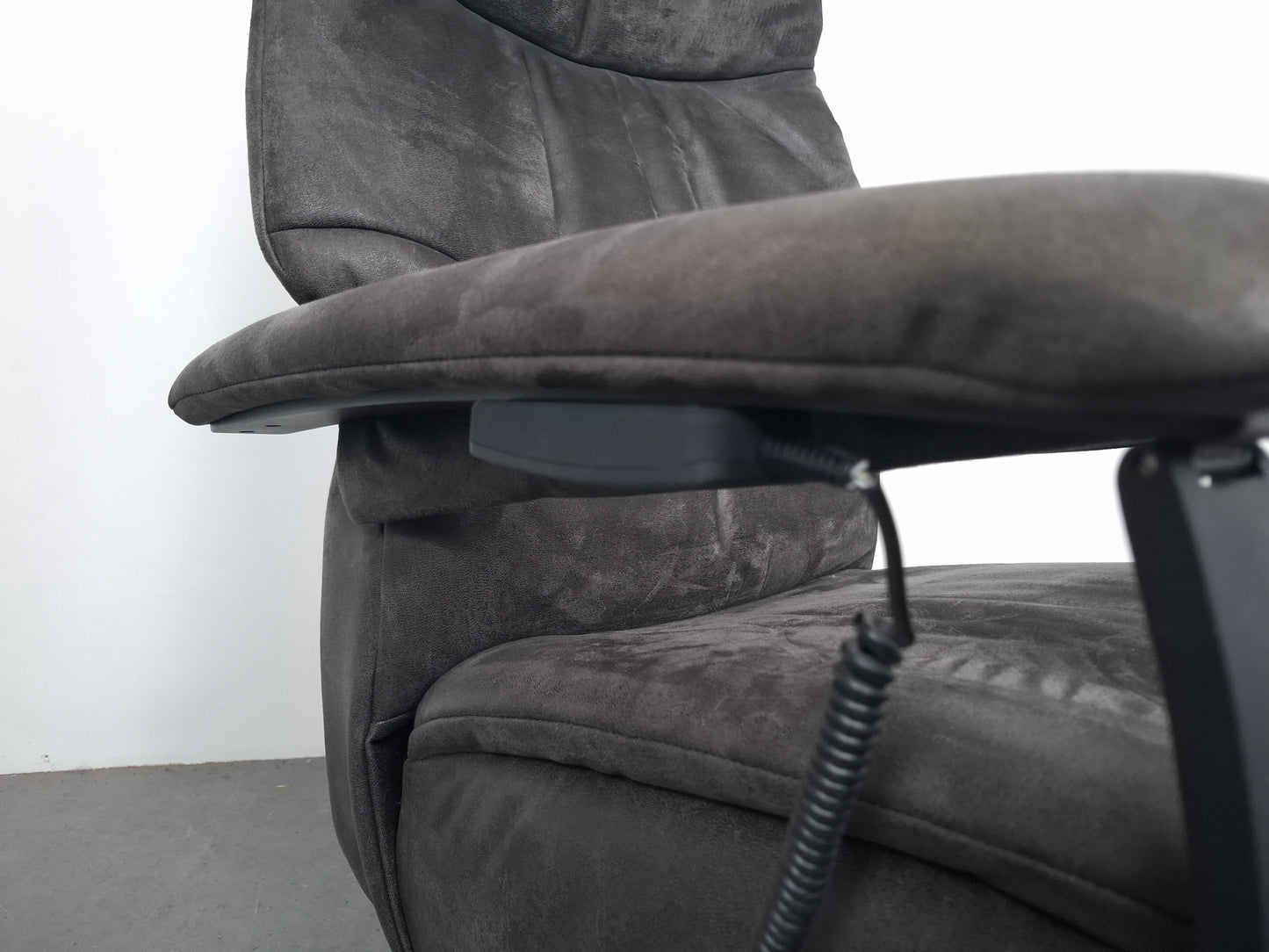 Elektrisch verstelbare relaxstoel Alcantara | Grijs