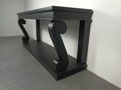 Richmond Interiors Sidetable