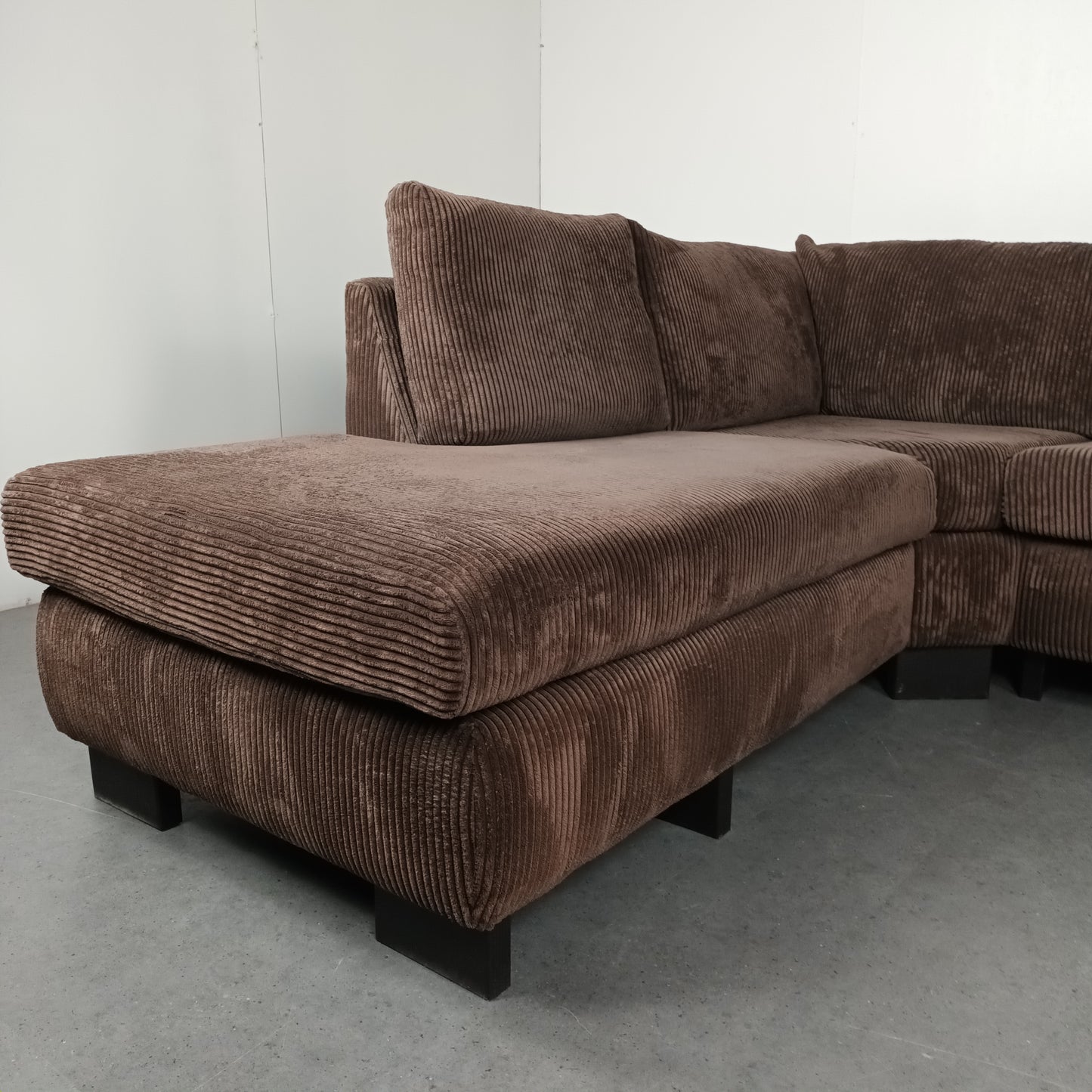 Ribstof hoekbank | Royaal bruin