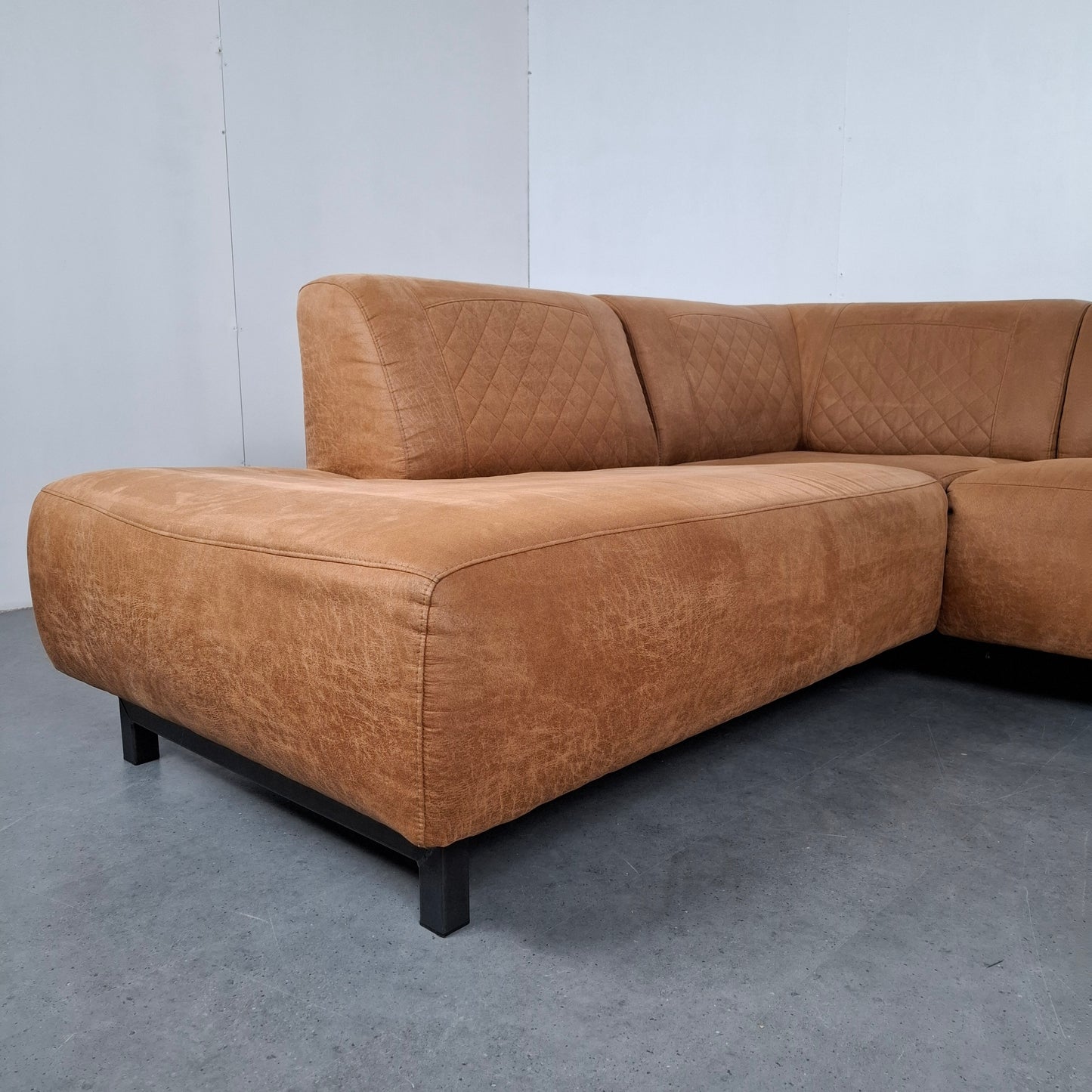 Industriële hoekbank | Cognac bruin