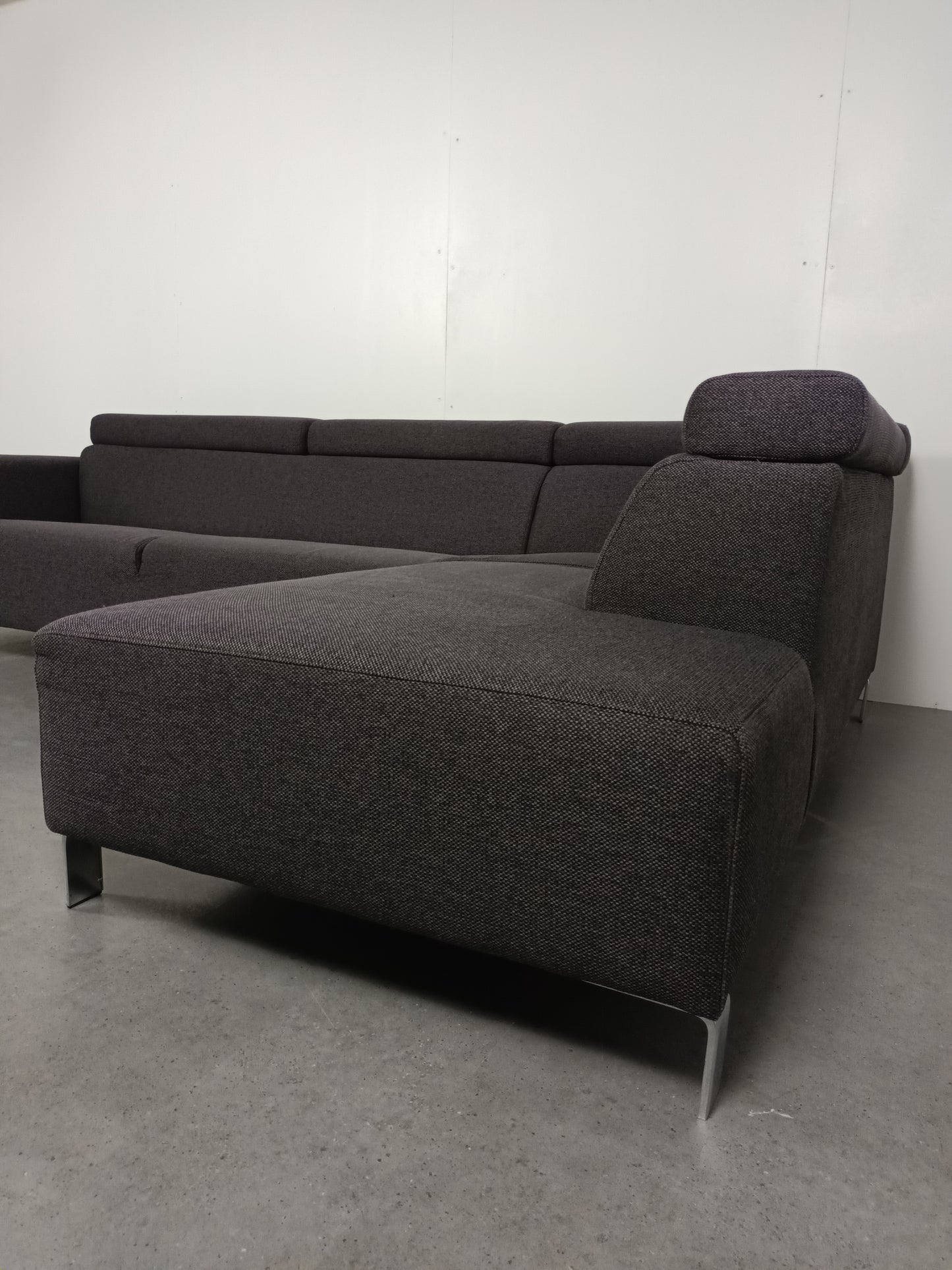INHOUSE model Rigas hoekbank | Antraciet
